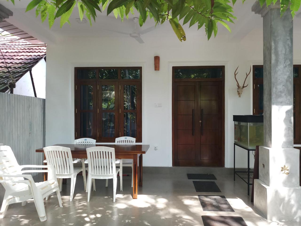 Ramya Nest Inn Mirissa Exterior foto